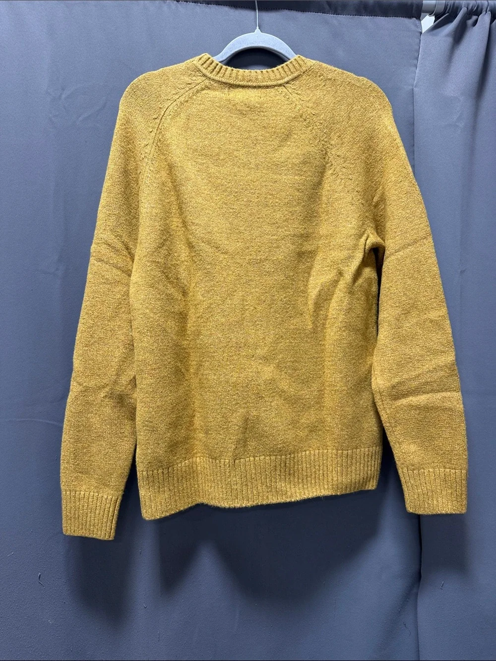 Banana Republic Men's Mustard Yellow Crewneck Sweater - M